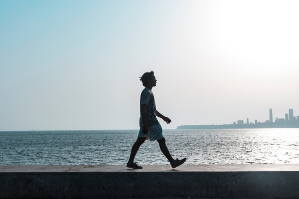 Caminhadas Diárias: O Impacto Positivo no Seu Bem-Estar e Saúde